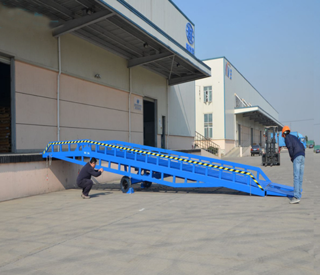 浔阳移动式登车桥应用